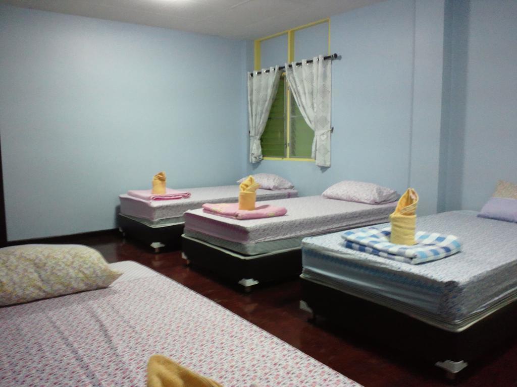 Nalin Guesthouse Chiang Mai Room photo