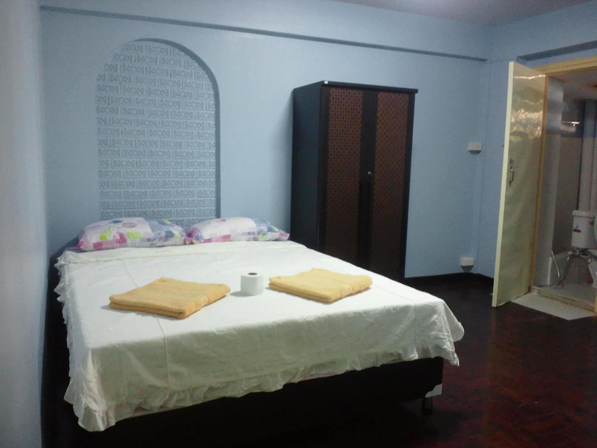 Nalin Guesthouse Chiang Mai Exterior photo